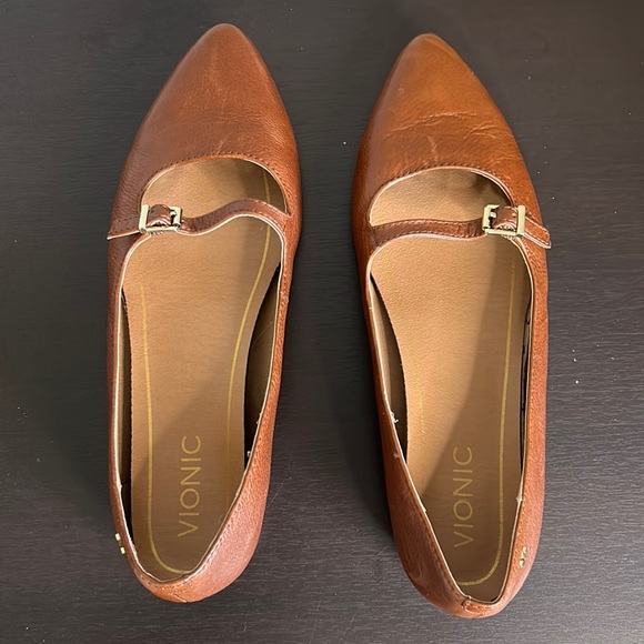 Vionic Shoes - Vionic Delilah Women's Flat Brown Sz 7.5
